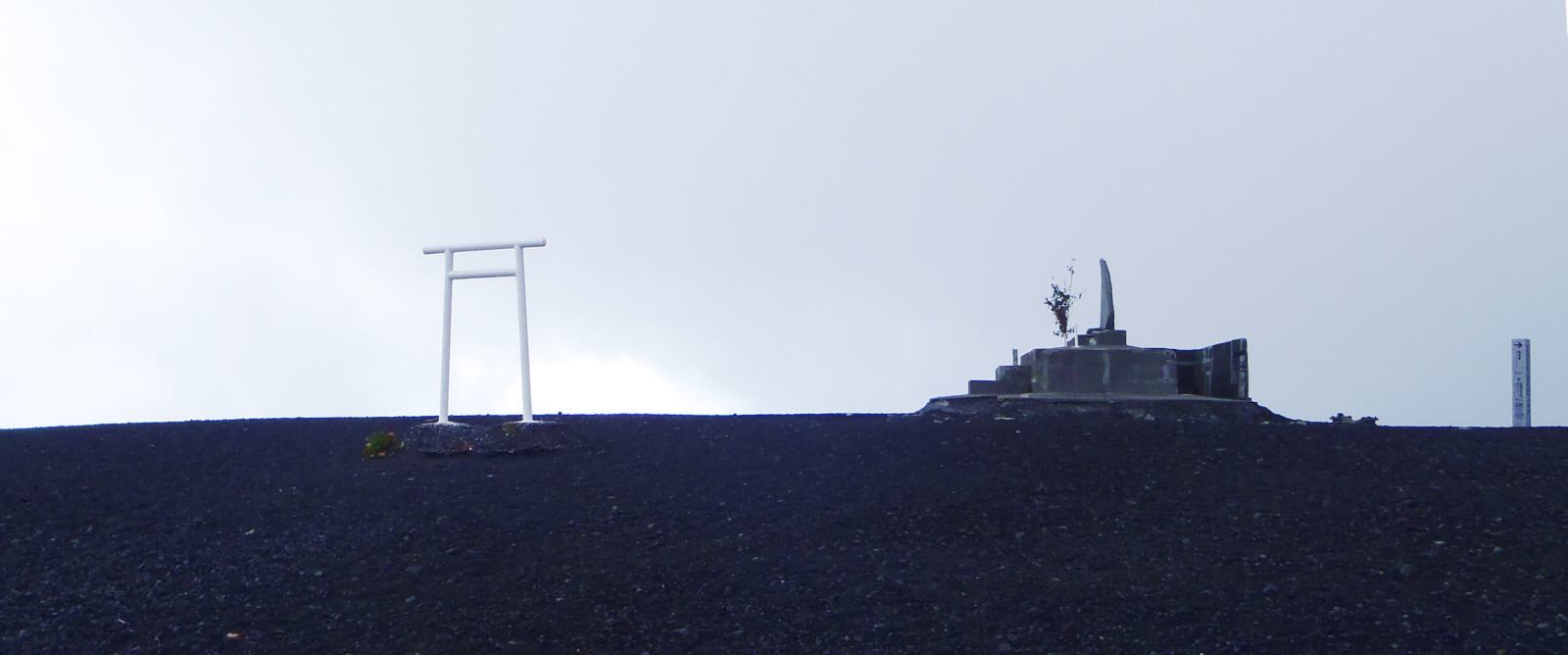 ��c�ˉ��ˎR��