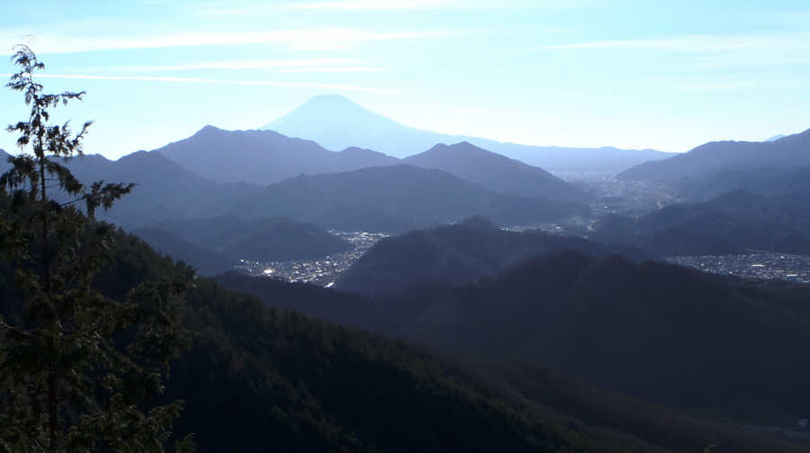 ��S�R�̓V��₩��̕x�m�R