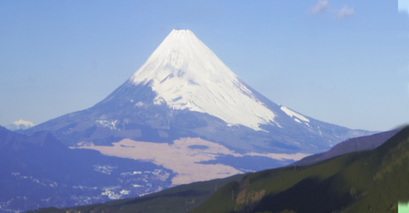 図18　十国峠からの富士山の横幅を縮小率55％で圧縮した富士山