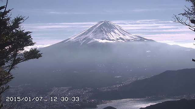 新道峠からの富士山 12:30