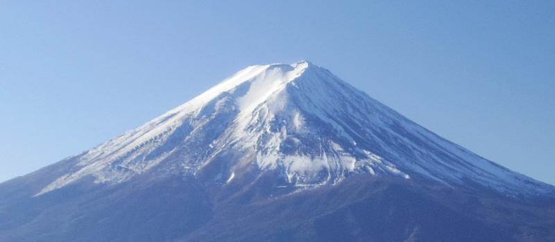 富士山中腹に眠る犬 9:13