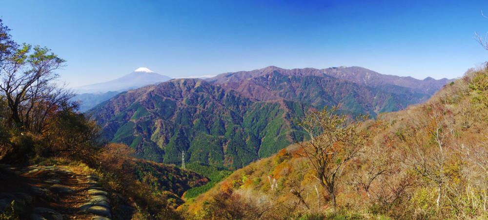 <b>丹沢山地　大山からの富士山