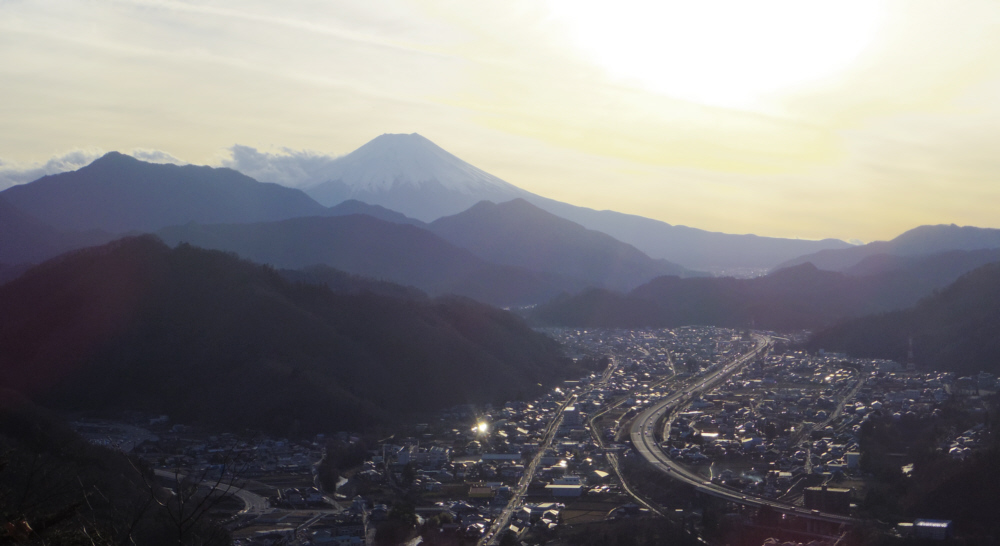 ��S�R�r�m���R�[�X�̕x�m�R�W�]�n����