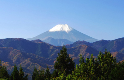 甲州街道犬目宿付近からの富士山