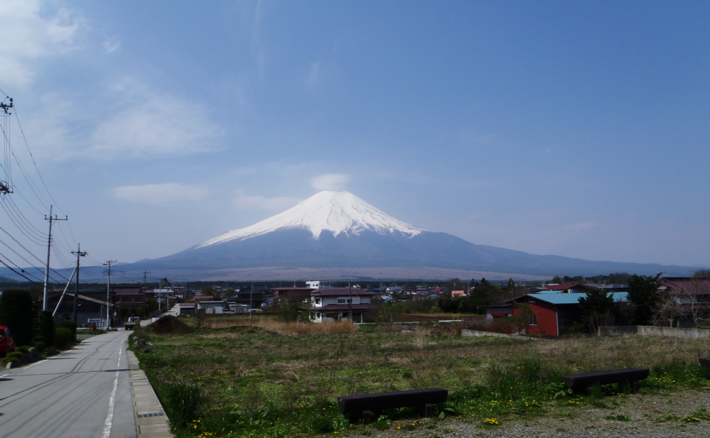 �E�쑺����̕x�m�R