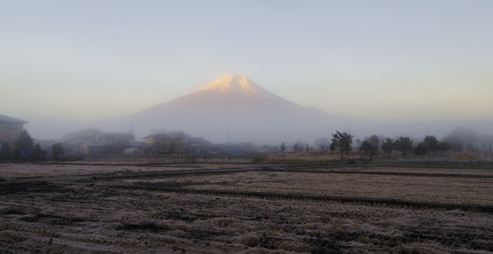 忍野村からの富士山