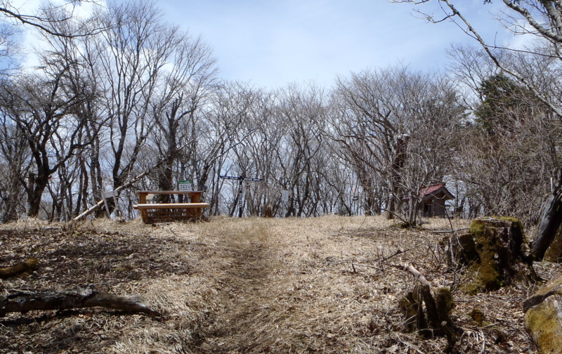 �䐳�̎R�A�W��1681m