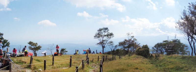 �犄�R�L��