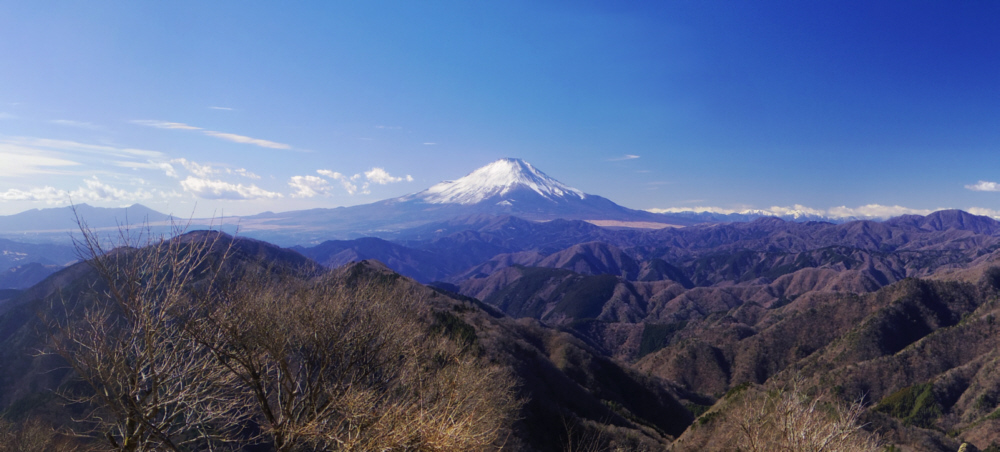 �犄�R�R���̓W�]�L�ꂩ��̕x�m�R�ƈ���R�Ɠ�A���v�X�A�g��B