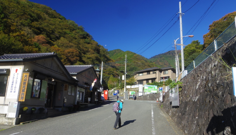 ��R�P�[�u���w�o�X�₩���R�Q�w��