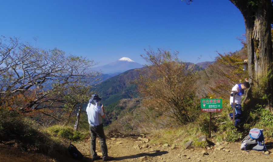 ��\���ڕx�m����