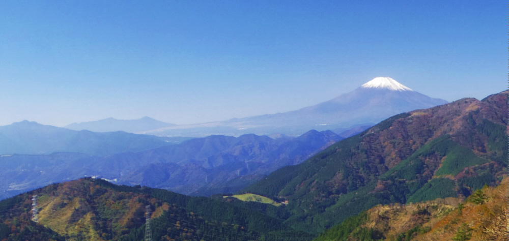 ��R��\���ڕx�m���䂩��̕x�m�R�ƈ���R