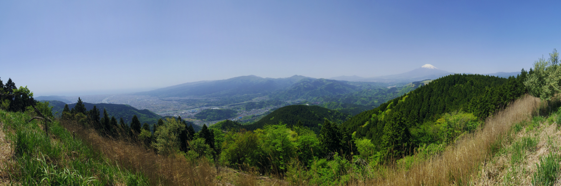 �����R����̕x�m�R�ƈ���R�Ɣ����R�Ƒ��͘p