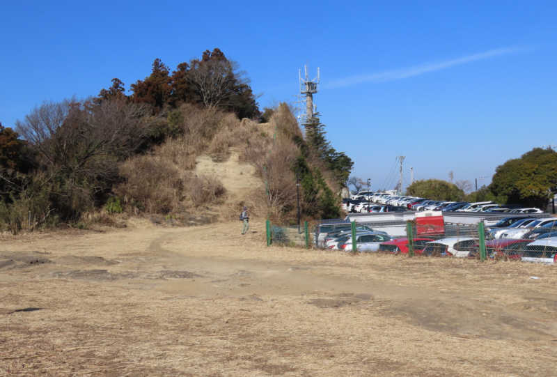 大平山下広場からの大平山山頂