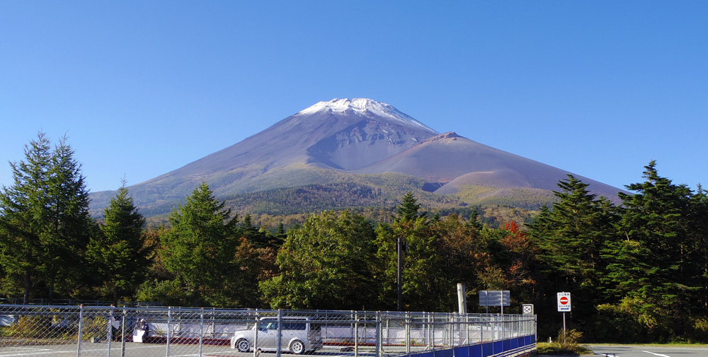 �����˂���̕x�m�R