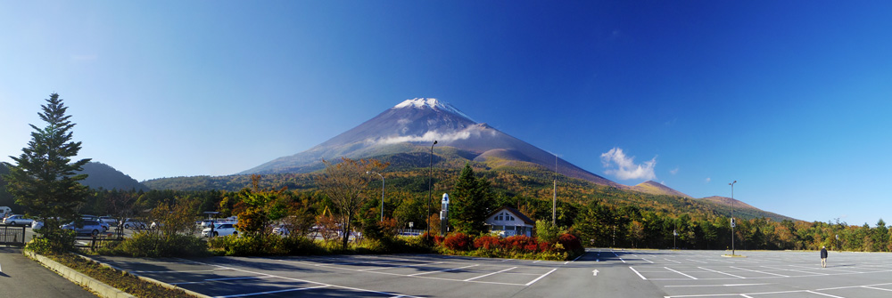 �����˒��ԏ�������̕x�m�R