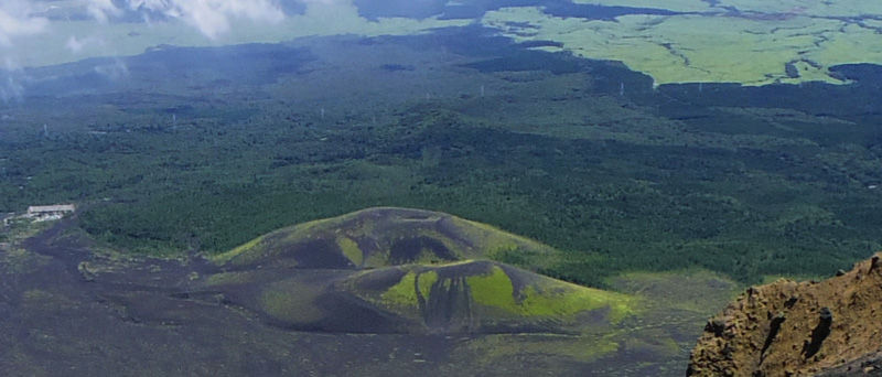 ��i�R�R������̓�c��