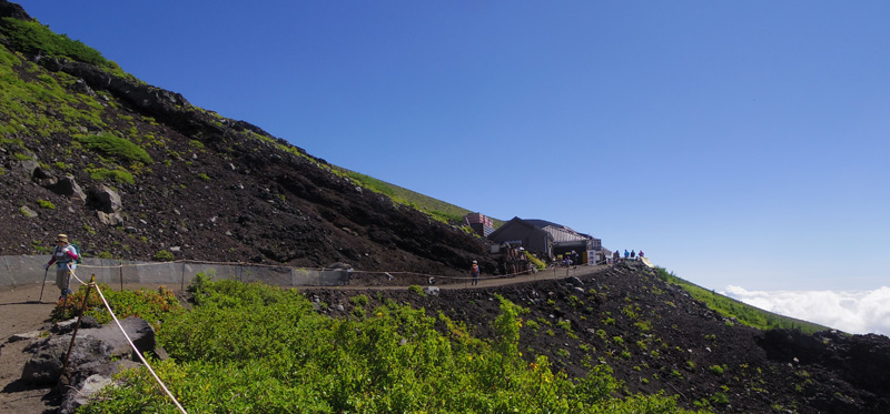 �x�m�R�Z���ڂ̎R�����_�C��