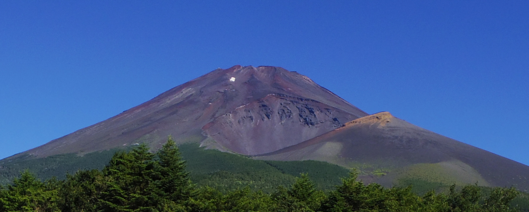 �����ˌ������ԏꂩ��̕�i�R�@�@