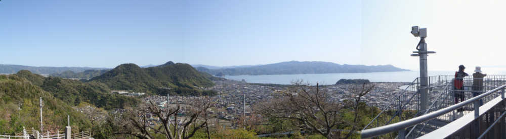 香貫山展望台からの相模湾