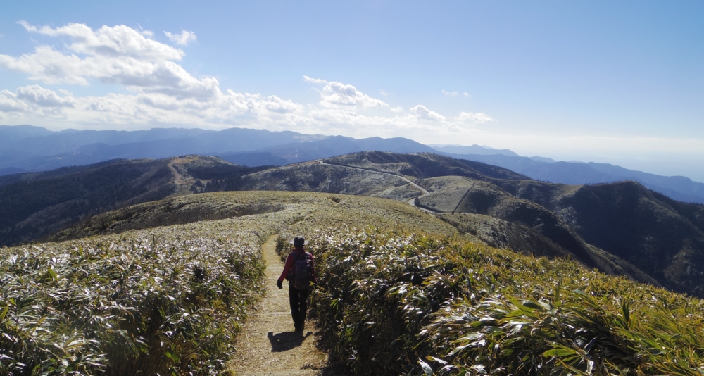 達磨山から古稀山へ